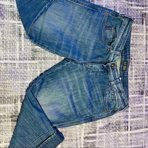 💲💰SALE 💲Armani Jeans blue denim Capris size 30 - Picture 5 of 10